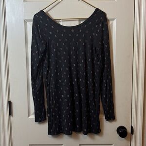 Billabong Black Top with Orange and Cream Accents